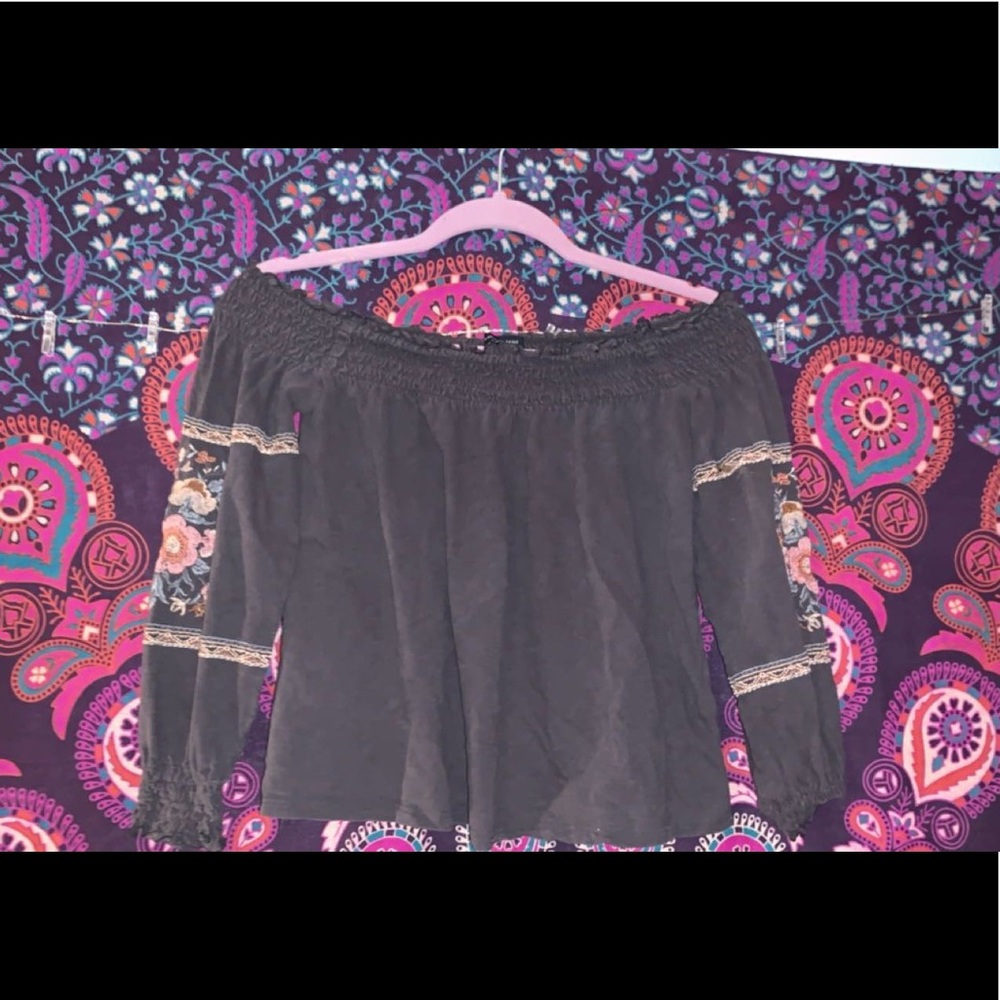 Cropped Off The Shoulder American Eagle Boho Top